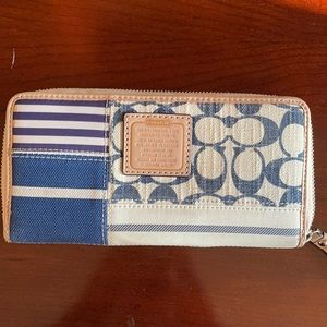 Coach Daisy patchwork wallet